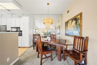 Photo #5: SR25112581 Listing 