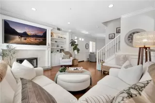 Photo #5: SR25132442 Listing 