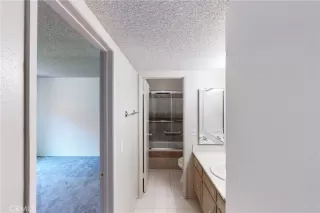 Photo #3: SR25156936 Listing 