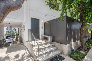 Photo #2: SR25160356 Listing 