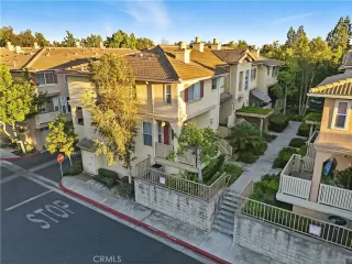 Photo #1: SR25196953 Listing 