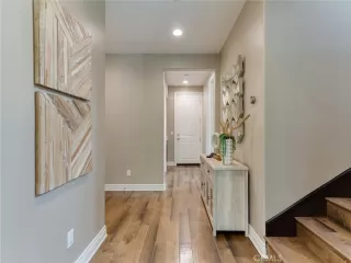 Photo #5: SR25222277 Listing 