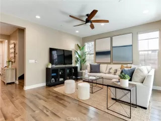 Photo #6: SR25222277 Listing 