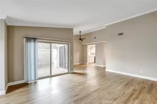 Photo #3: SR25235456 Listing 