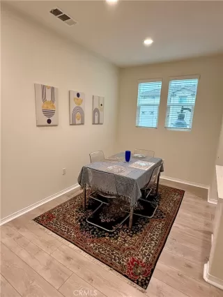 Photo #5: SR25248563 Listing 