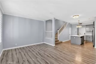 Photo #2: SR25277115 Listing 