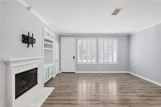 Photo #3: SR25277115 Listing 