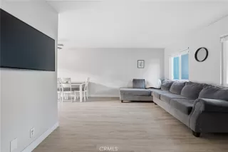 Photo #6: SR26053255 Listing 