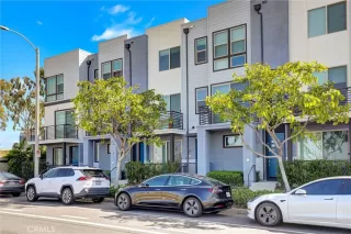 Photo #2: SR26057379 Listing 