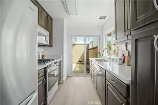 Photo #4: SR26058533 Listing 