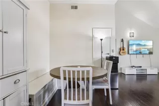 Photo #2: SR26071969 Listing