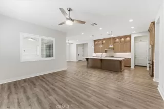 Photo #5: SR26074637 Listing 