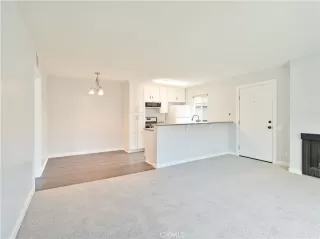 Photo #5: SR26080039 Listing 