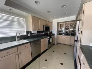 Photo #6: SR26122200 Listing 