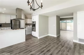 Photo #5: SW22179774 Listing 