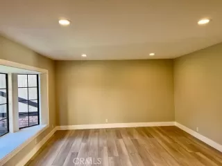 Photo #3: SW22243298 Listing