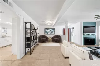 Photo #1: SW23076393 Listing 