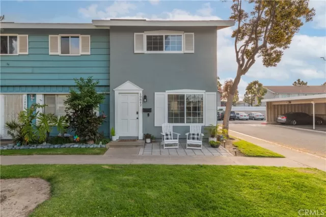 MLS: SW23086838 Condo For Sale