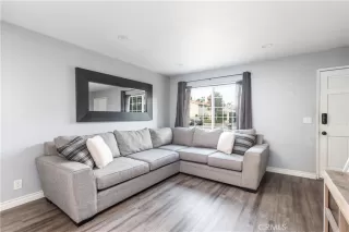 Photo #6: SW23086838 Listing 