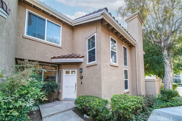 MLS: SW23091635 Condo For Sale