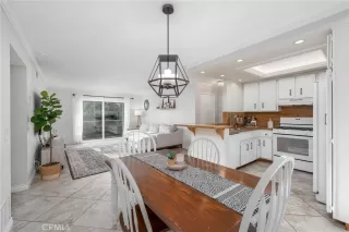 Photo #2: SW23106296 Listing 