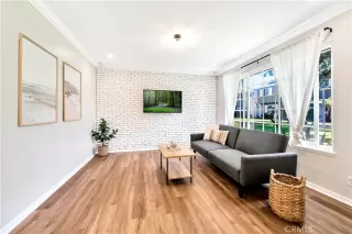 Photo #4: SW23136269 Listing 