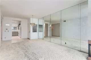 Photo #2: SW23146141 Listing