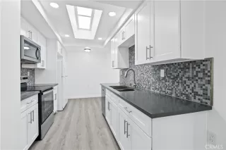 Photo #5: SW23148681 Listing