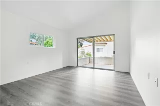 Photo #6: SW23148681 Listing