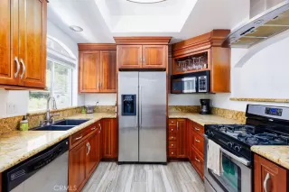 Photo #2: SW23152298 Listing 