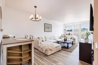 Photo #5: SW23152298 Listing 