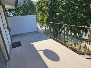 Photo #2: SW23168849 Listing 