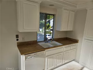 Photo #3: SW23168849 Listing 