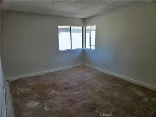 Photo #5: SW23168849 Listing 