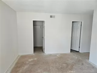 Photo #6: SW23168849 Listing 