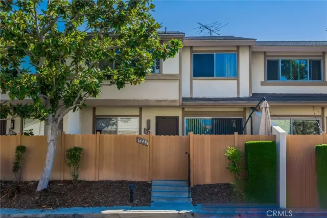 MLS: SW23194901 Condo For Sale