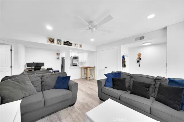 MLS: SW24014128 Condo For Sale