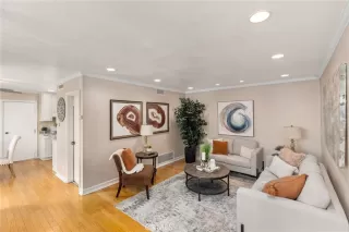 Photo #3: SW24020796 Listing