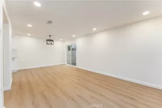 Photo #4: SW24028111 Listing 