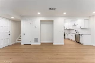 Photo #6: SW24028111 Listing 