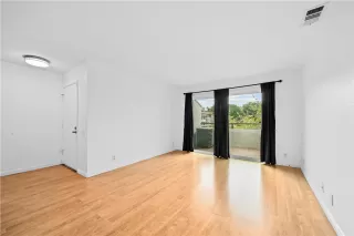 Photo #4: SW24113873 Listing