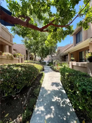 Photo #5: SW24121488 Listing