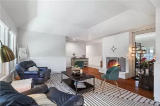 Photo #5: SW24147693 Listing