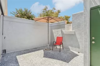 Photo #3: SW24165374 Listing 