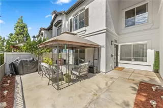 Photo #2: SW24191369 Listing 