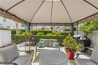 Photo #3: SW24191369 Listing 