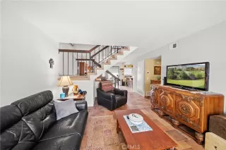 Photo #6: SW24196467 Listing 