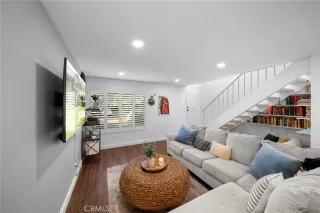 Photo #6: SW24221877 Listing 