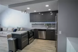 Photo #4: SW25066395 Listing 