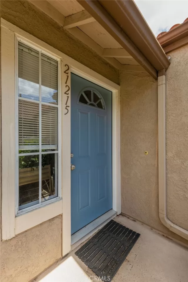 MLS: SW25108137 Condo For Sale